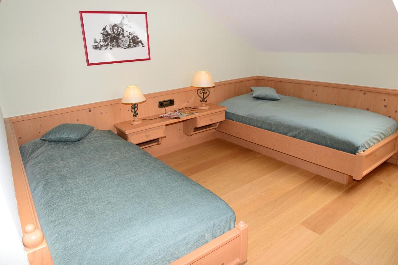 Residence Am Weinberg / Travellers Hotelbetriebs Gmbh ซัสบาควัลเดิน ภายนอก รูปภาพ