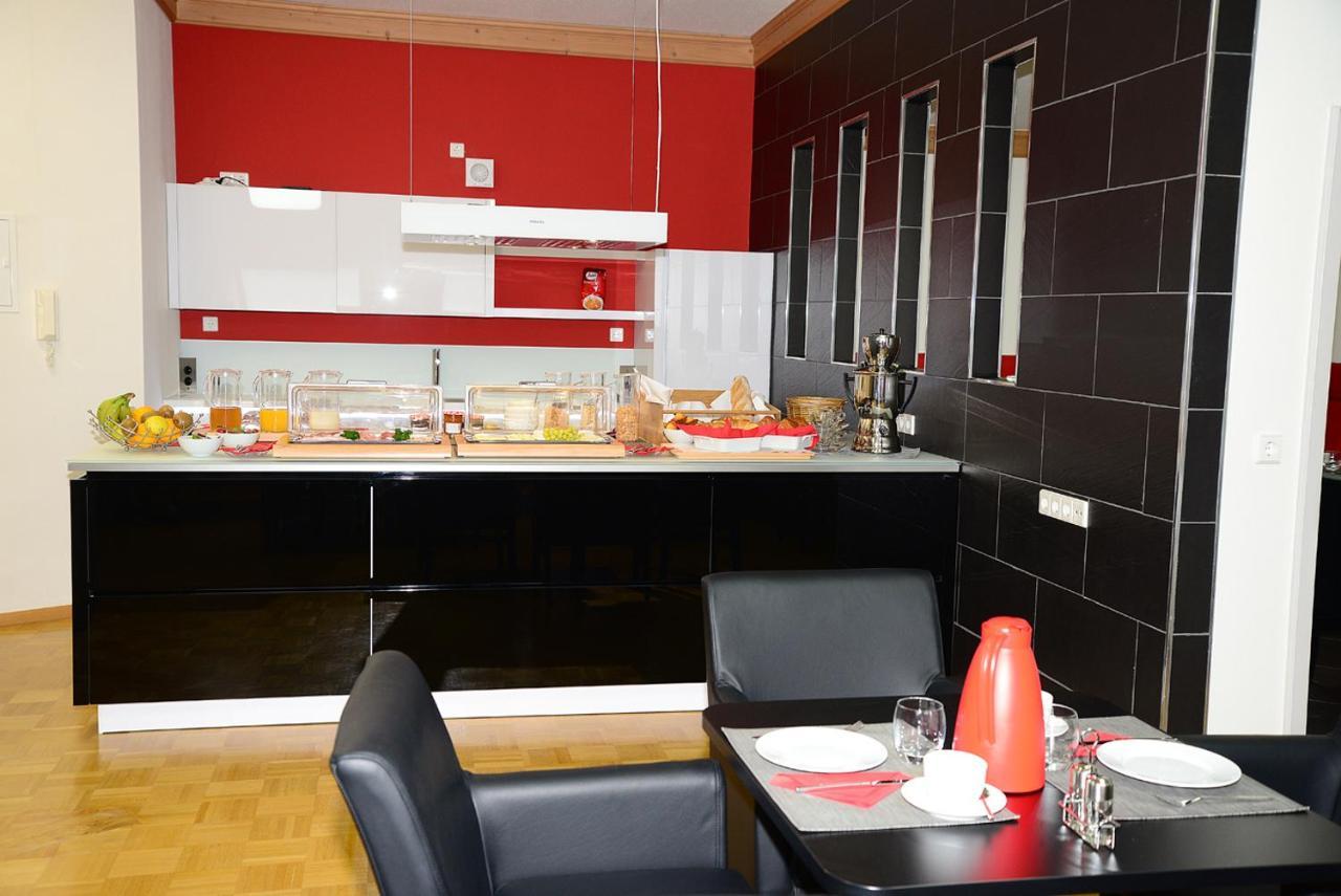 Residence Am Weinberg / Travellers Hotelbetriebs Gmbh ซัสบาควัลเดิน ภายนอก รูปภาพ